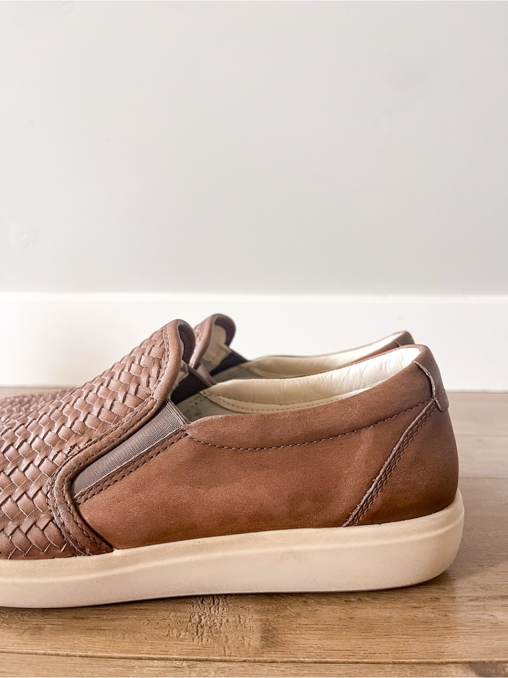 ECCO Women's Soft 7 Woven Slip-On 2.0 Sneaker 10/10.5 Extra Width - Picture 13 of 14